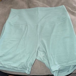 Green Lululemon align biker shorts size 10